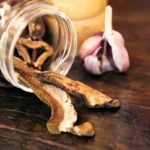 Sienten kuivatus langalla: Helppo suomalainen liffihakki talvisiin herkkuihin