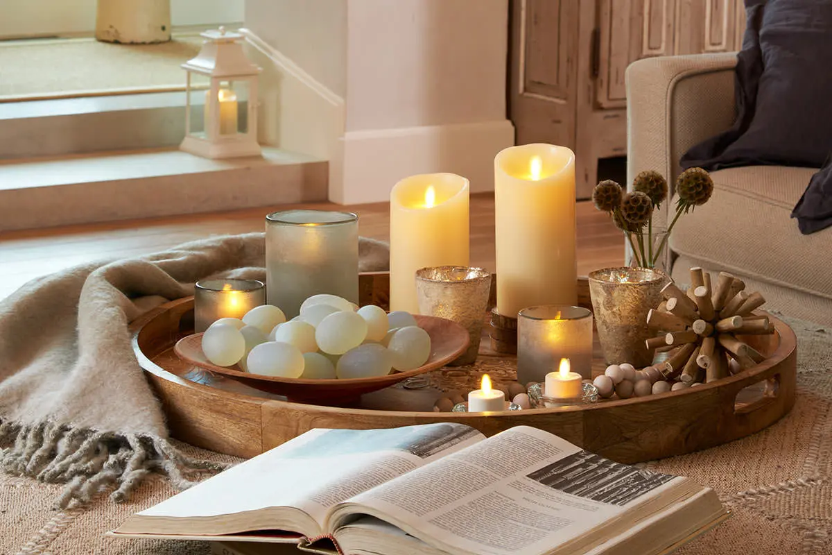 Suomalaiset kynttilät: Luo lokakuun taikaa kodin lämpöön
