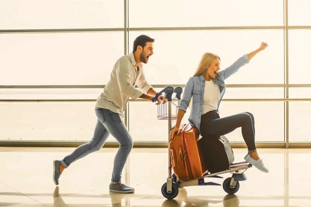 Täytelä Kynä Matkassa: Yksinkertainen Vinkki, Joka Pelastaa Reissusi – Älä Unohda Tätä Pientä Sankaria