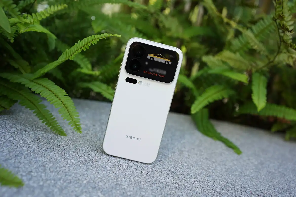 10 tehokkainta Android-älypuhelinta vuonna 2025 – Xiaomi 17 -kolmikko varasti shown