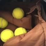 Tenispallot pesukoneeseen: Miksi tämä temppu pehmentää vaatteet ja lyhentää pesuaikaa