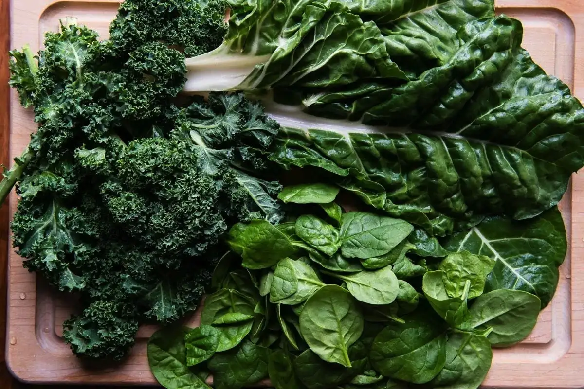 Viisi vihannesta, jotka ovat täynnä hyötyjä ja sisältävät vähän hiilihydraatteja ja sokeria