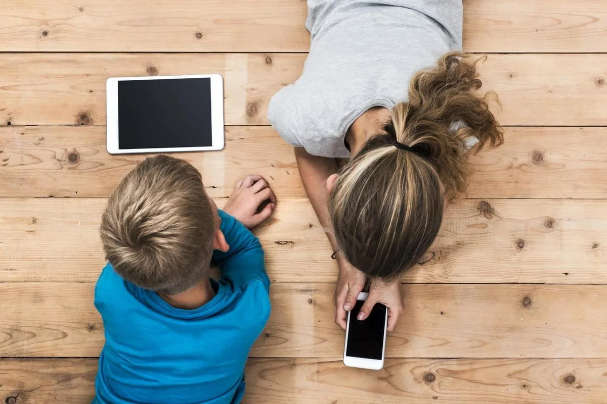 Rauhoita silmäsi syksyllä: Suomalainen tapa vähentää näytön rasitusta