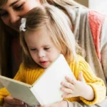 Yhteinen lukeminen: Tampereen perinne, joka sytyttää lasten mielikuvituksen