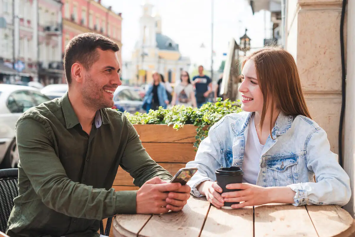 37 % sääntö – kuinka monta ihmistä kannattaa tavata ennen kuin sanoo kyllä, ja miksi se ei sittenkään toimi rakkaudessa