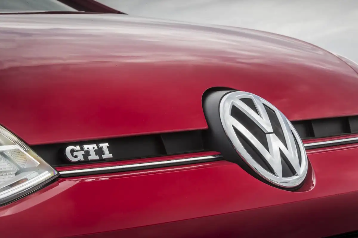 GTI – kolme pientä kirjainta, jotka saavat sydämen lyömään nopeammin jo pelkästä äänestä