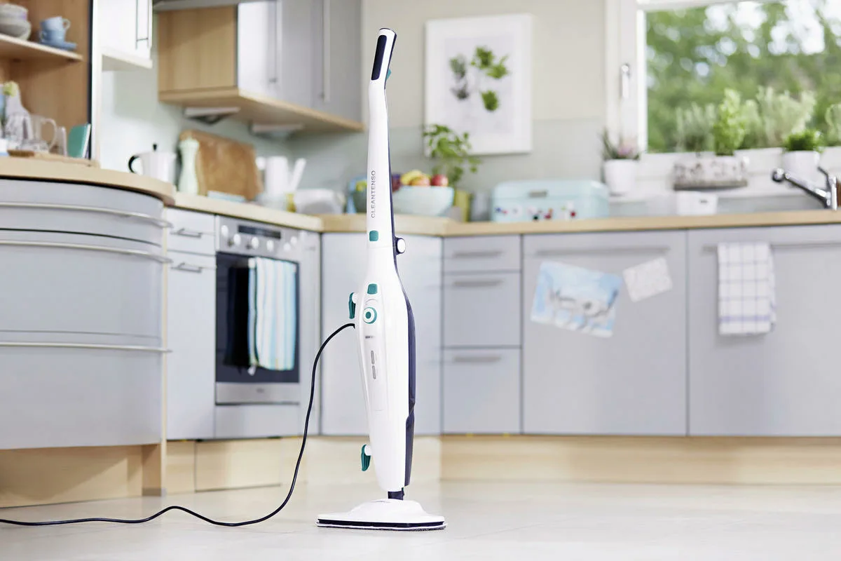 Höyrymoppi vai märkäimuri? – Ja kannattaako ostaa hybridimalli, joka yhdistää molemmat?
