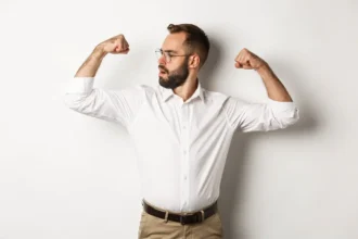 Leijona on itsevarmin horoskooppimerkki: Astrologia paljastaa, miksi se astuu vahvasti joka askeleella