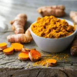 Kuinka kauan kurkuma oikeasti viipyy kehossasi? Tiedemiehet paljastivat vihdoin koko totuuden – ja se muuttaa täysin käsityksesi keltaisesta kultajauheesta