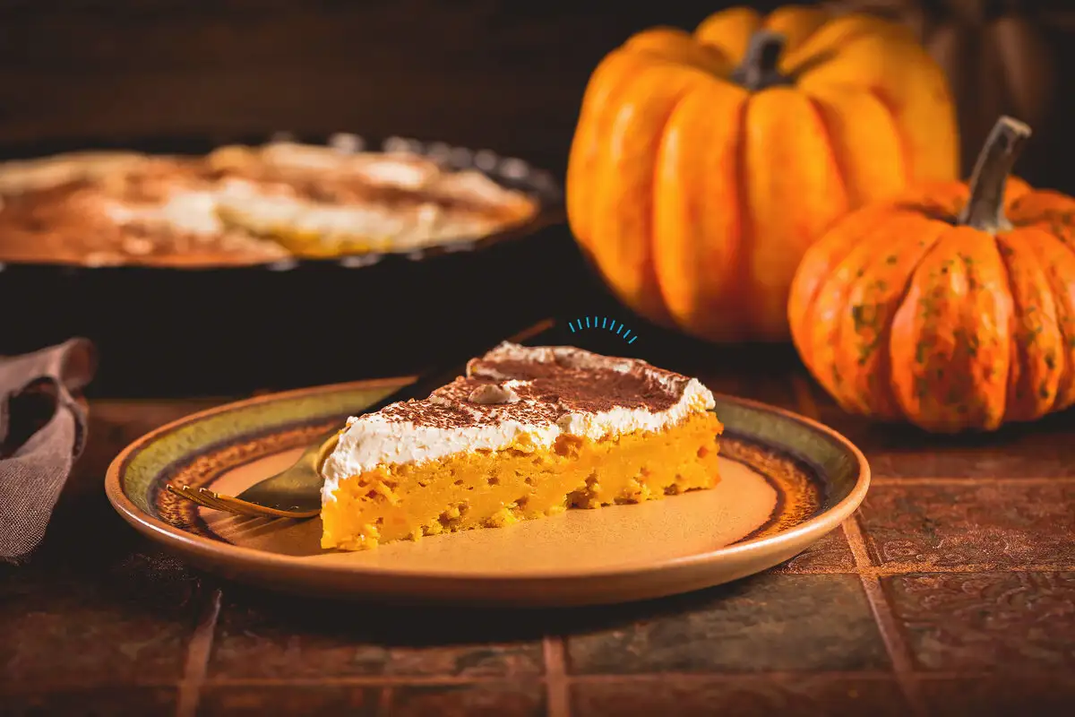 Kurpitsainen kolmen maidon kakku – syksyn mehukkain herkku, joka sulattaa suussa