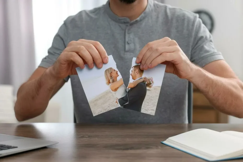 11 mies tekemää virhettä, jotka tuhoavat avioliiton hiljaa – useimmat ymmärtävät ne vasta, kun vaimo on jo lähtenyt ovesta ulos