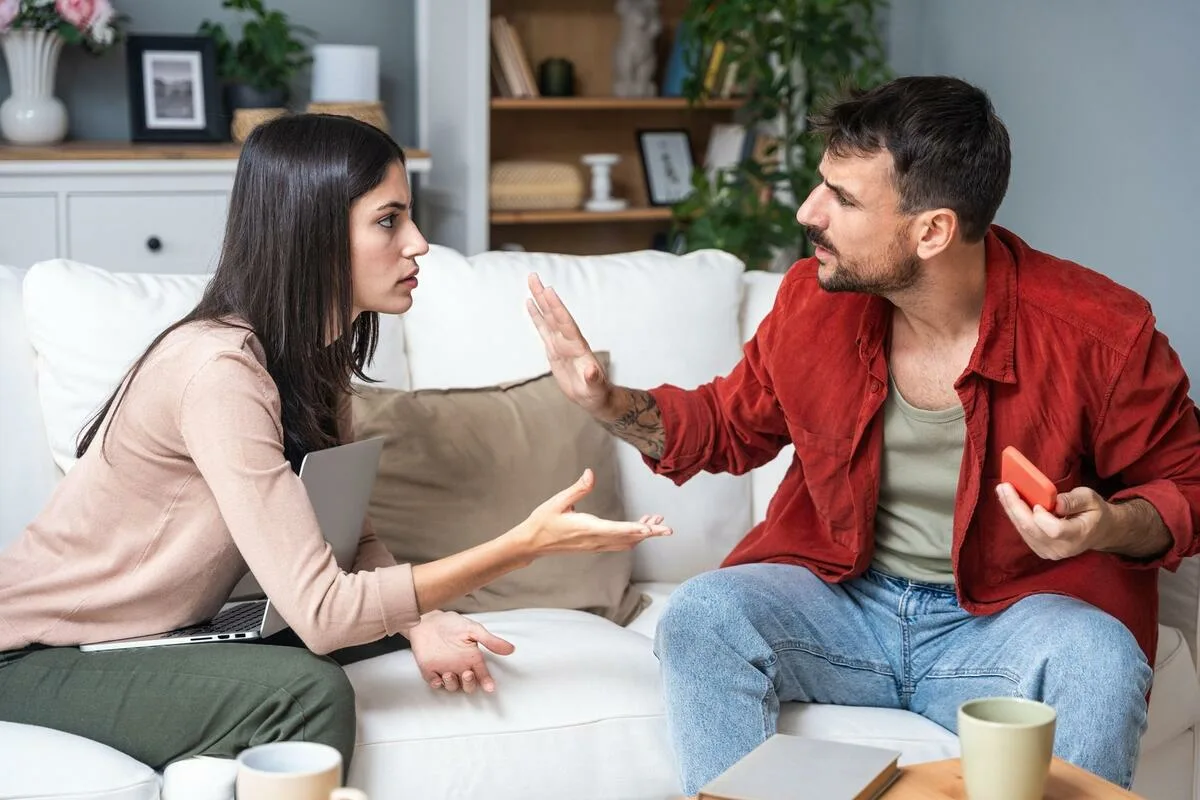 5 yllättävää faktaa mustasukkaisuus, jotka saavat sinut ymmärtämään itseäsi paljon paremmin