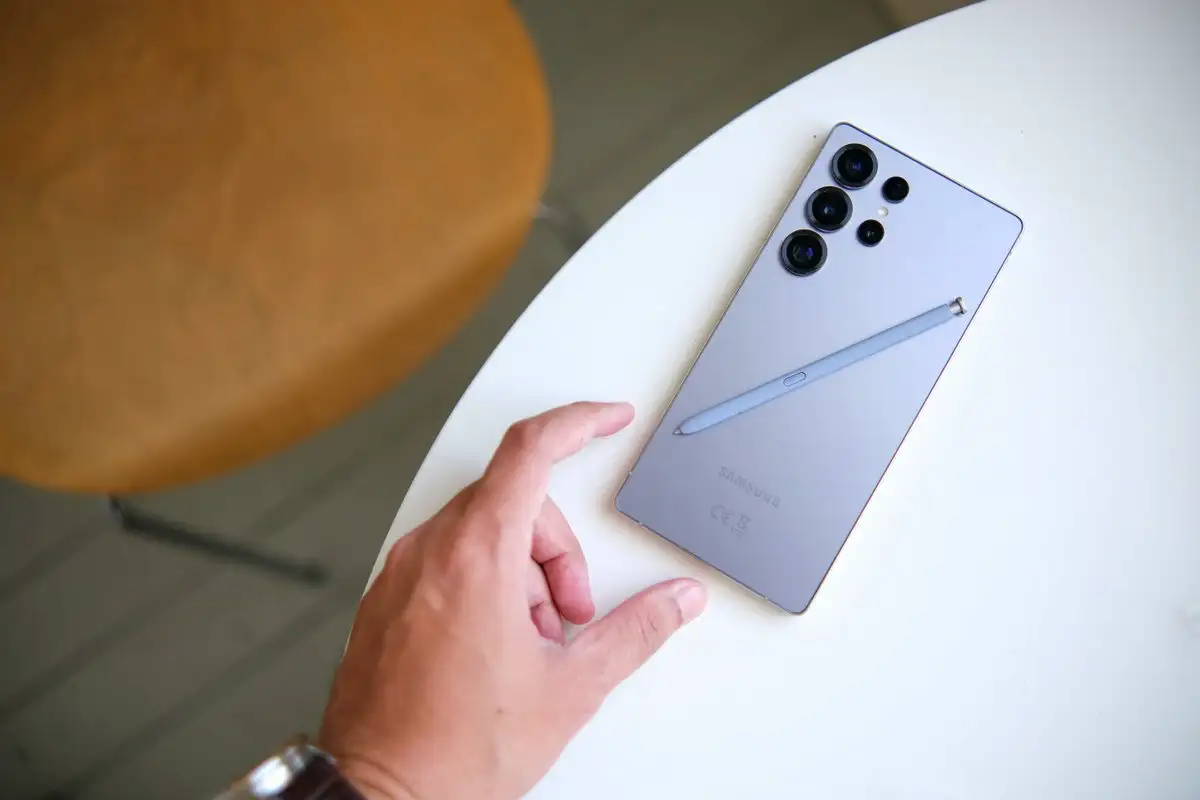 Samsung Galaxy S27 Ultra: Polar ID -kasvotunnistus mullistaa turvallisuuden ja nopeuden