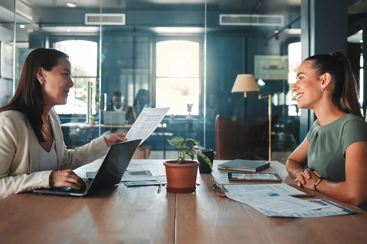 Uudet rekrytoinnin pelisäännöt vuonna 2025 – nämä asiat ratkaisevat, kuka saa parhaat osaajat