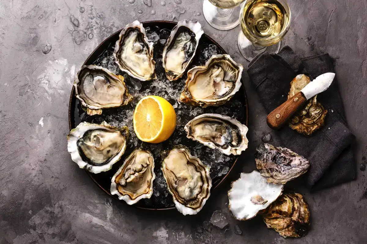 8 ruokaa, jotka kääntävät huonon päivän voitoksi – nämä oikeasti toimivat, ja yksi niistä muuttaa elämäsi