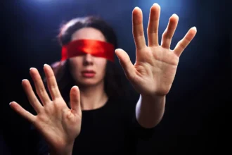 Sokea piste – näkymätön ansa, joka tekee sinustakin täysin sokean omille virheillesi 