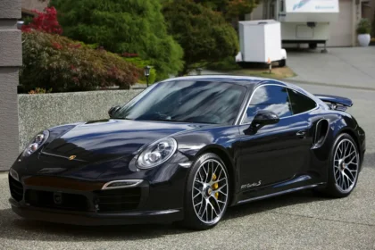 Porsche tunnelitila: Tee tunneliajosta unohtumaton elämys