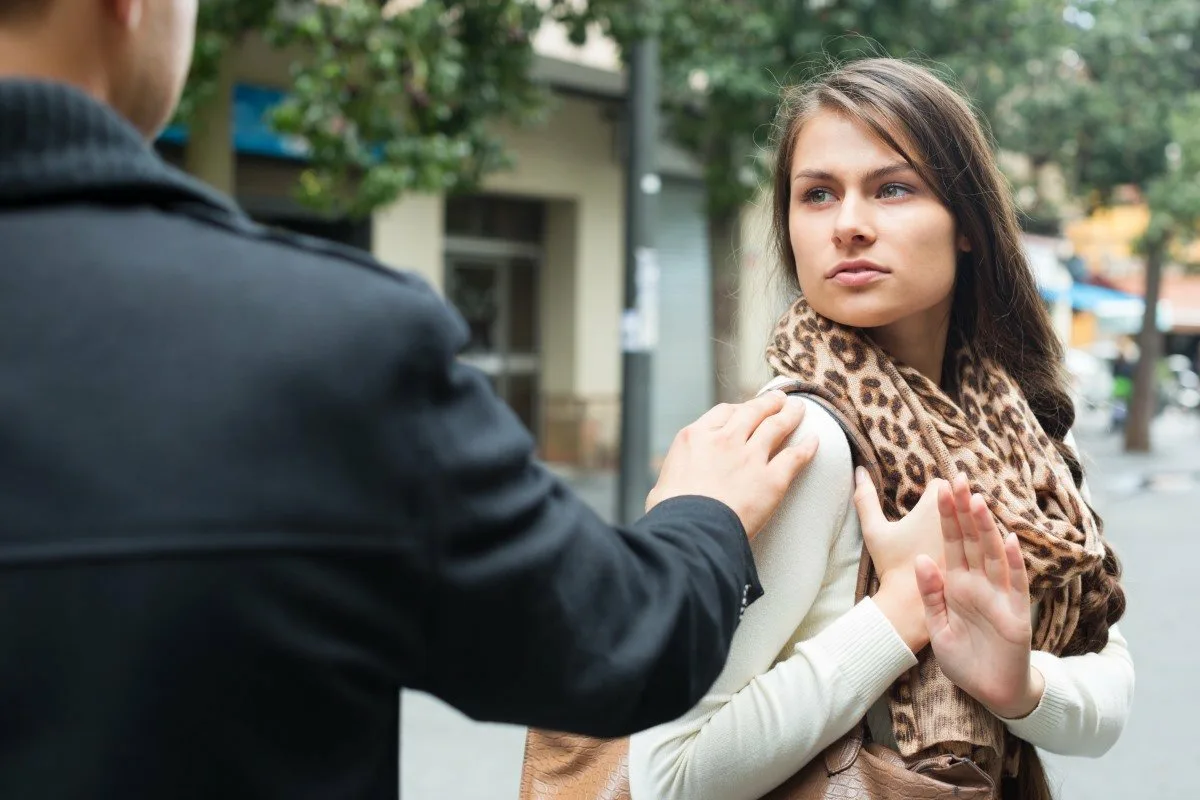 Kuinka tunnistaa salainen pakkomielle – 2 ratkaisevaa merkkiä ja täydellinen opas suojautumiseen
