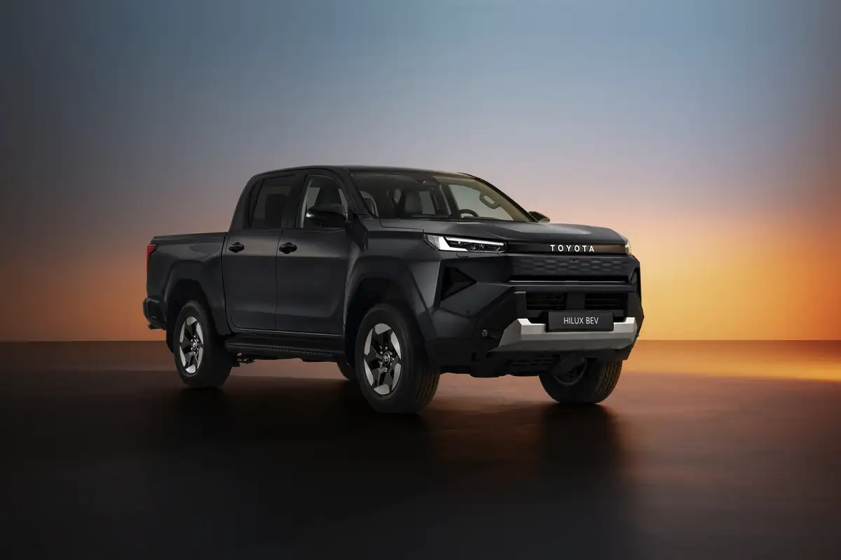 Uusi Toyota Hilux: sähköinen pick-up valloittaa kestävän ajamisen tulevaisuuden