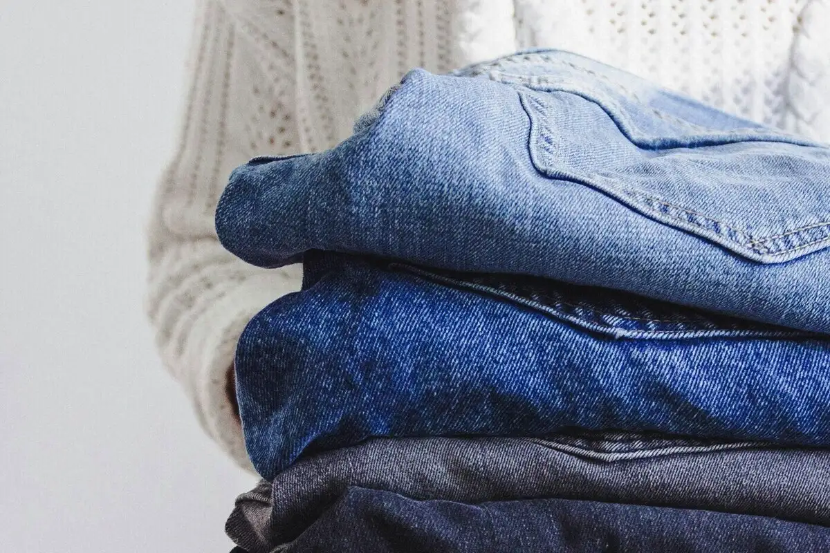 Farkut kestävät ikuisesti ja näyttävät paremmilta joka vuosi – näin harvoin niitä oikeasti tarvitsee pestä 