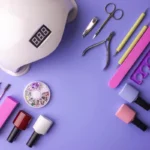 Täydellinen setti kotimanikyyriin geelilakalla: mitä tarvitset ja miten vältät yleisimmät virheet – jotta kynnet pysyvät terveinä