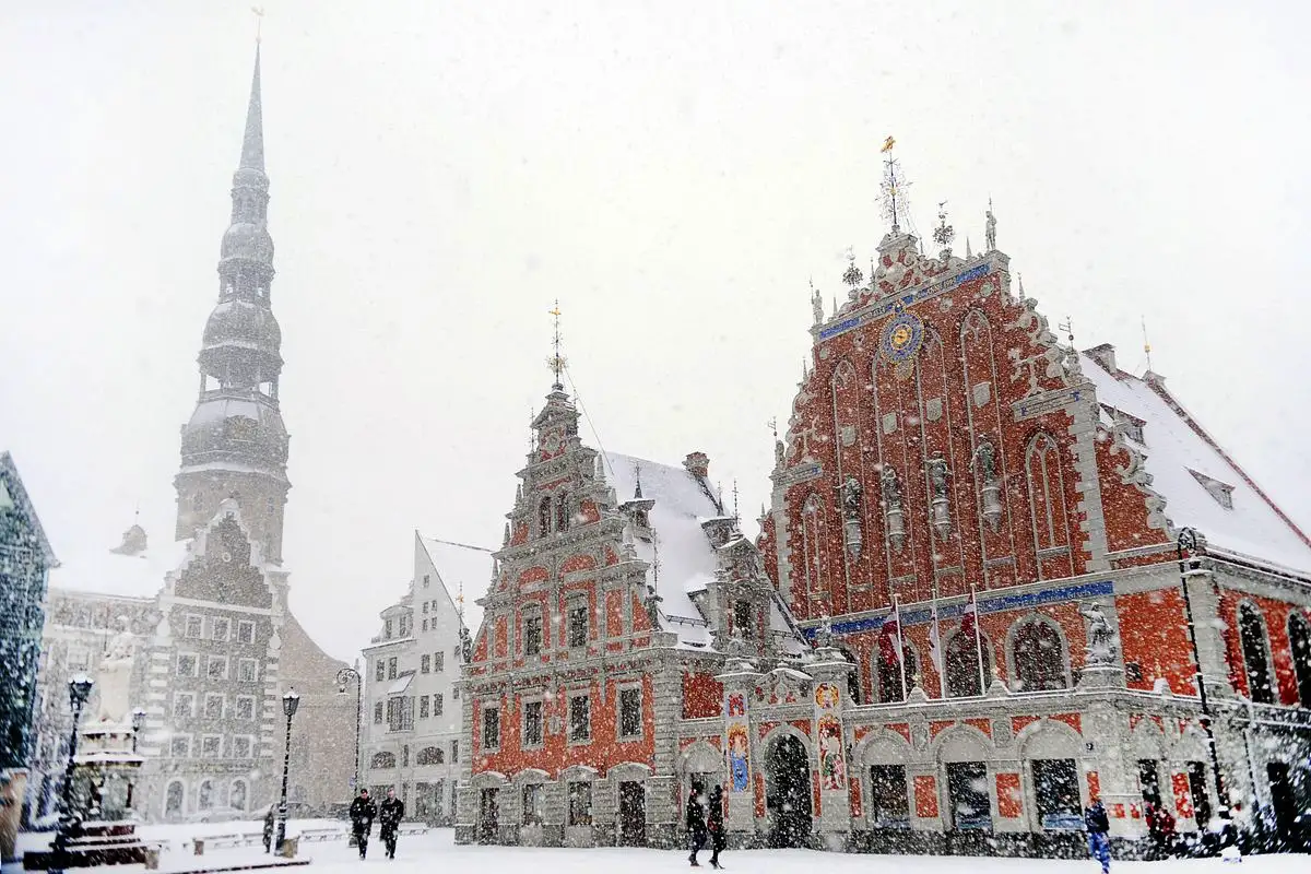 Viisi upeaa eurooppalaista kaupunkia, joihin pääset talvella halvalla – ja joissa ei ole tungosta turisteja