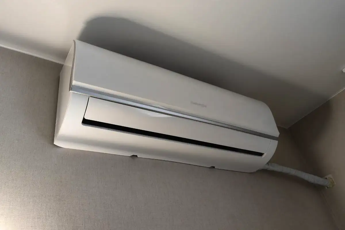 Ilmastointilaitteen ritilöiden puhdistus – pieni vaiva, joka muuttaa koko kodin ilmapiirin