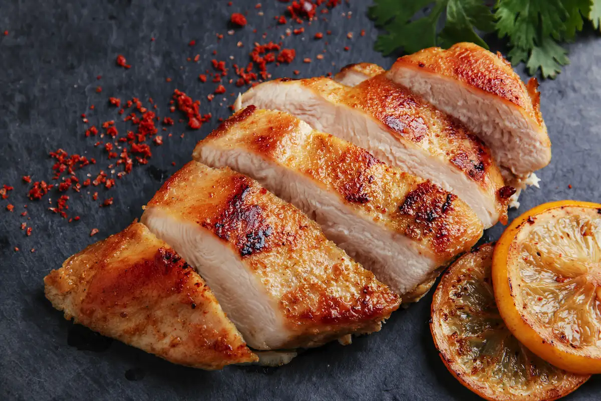 Kanafilee, joka ei koskaan petä – täydellinen mehevyys yhdellä ainoalla veitsen liikkeellä