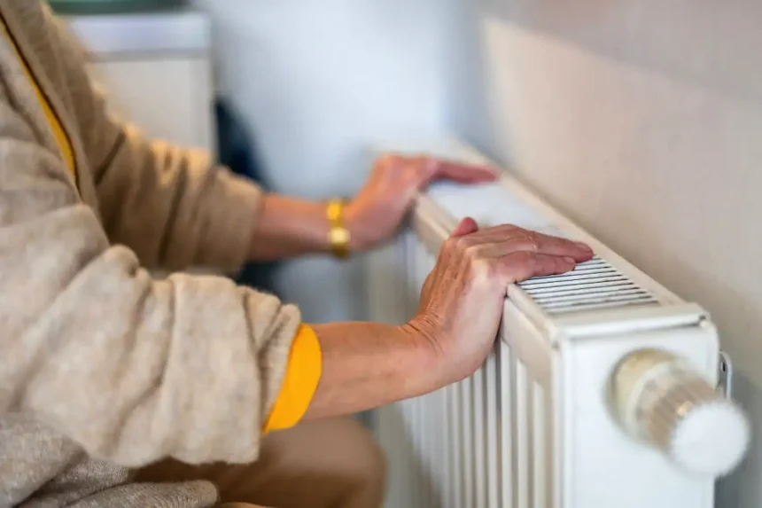 Lämmitys pois päältä vaikka lähtisit vain viideksi minuutiksi – näin voit säästää jopa 600 euroa vuodessa täysin huomaamatta