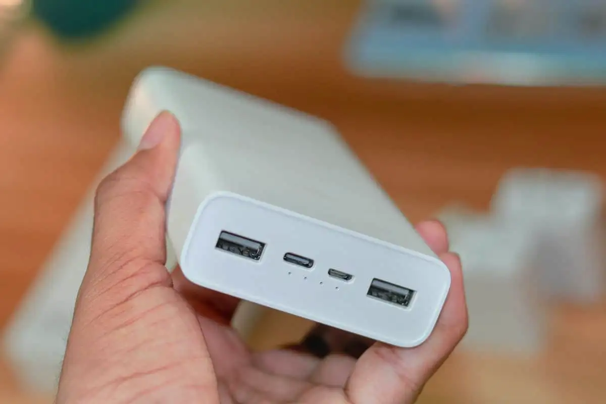 Jos varavirtalähteessäsi on vielä Micro-USB-portti, se ei ole enää laite, se on aikakapseli vuodelta 2014