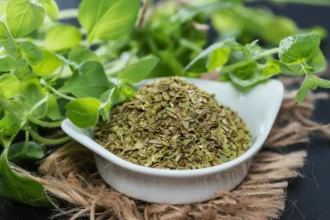 Oregano on luonnon oma supervoima – nämä terveysvaikutukset saavat sinut laittamaan sitä jokaiseen ruokaan ympäri vuoden