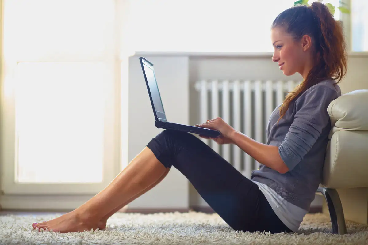 11 jokapäiväistä tapaa, jotka tuhoavat kannettavasi sisältäpäin – ja miten estät ne kaikki ennen kuin on liian myöhäistä